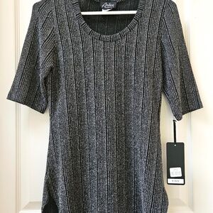 Shimmery black and silver ARTEX top. NWT.  SIZE-SMALL